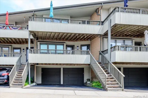 88 Pacific Boulevard, Long Beach, NY 11561