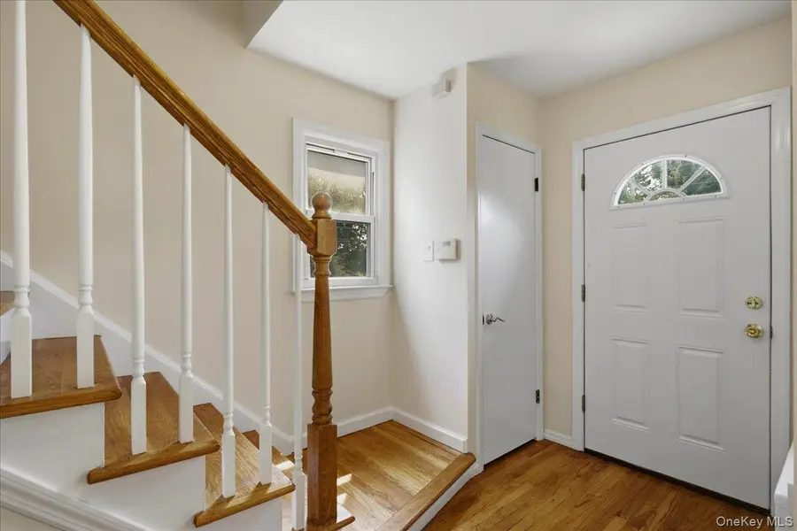 107 Lakeview Avenue, Scarsdale, NY 10583 - #3
