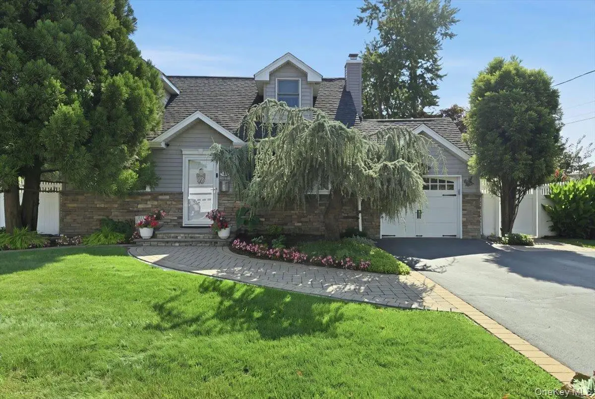 151 New York Avenue, West Babylon, NY 11704 - #1