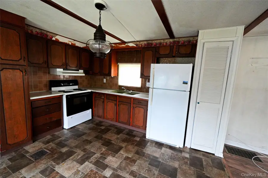 703 Fresh Pond Avenue #55, Calverton, NY 11933 - #3