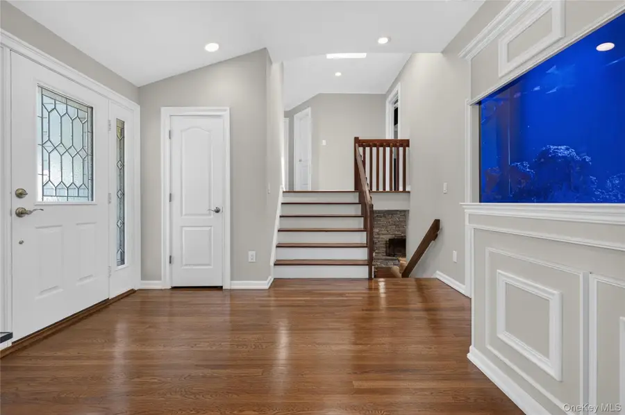 1 Ryan Court, Syosset, NY 11791 - #2