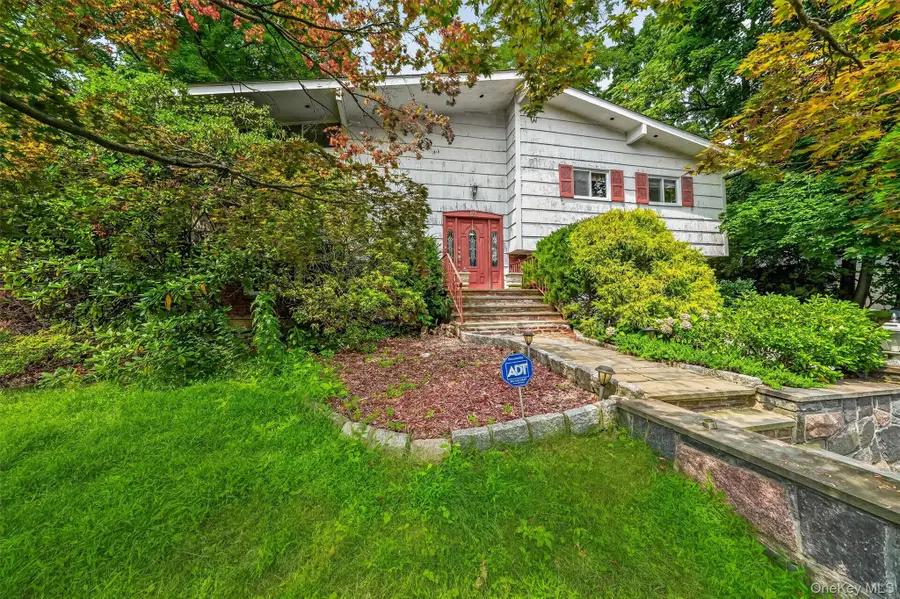 69 Stonewall Circle, White Plains, NY 10607 - #3
