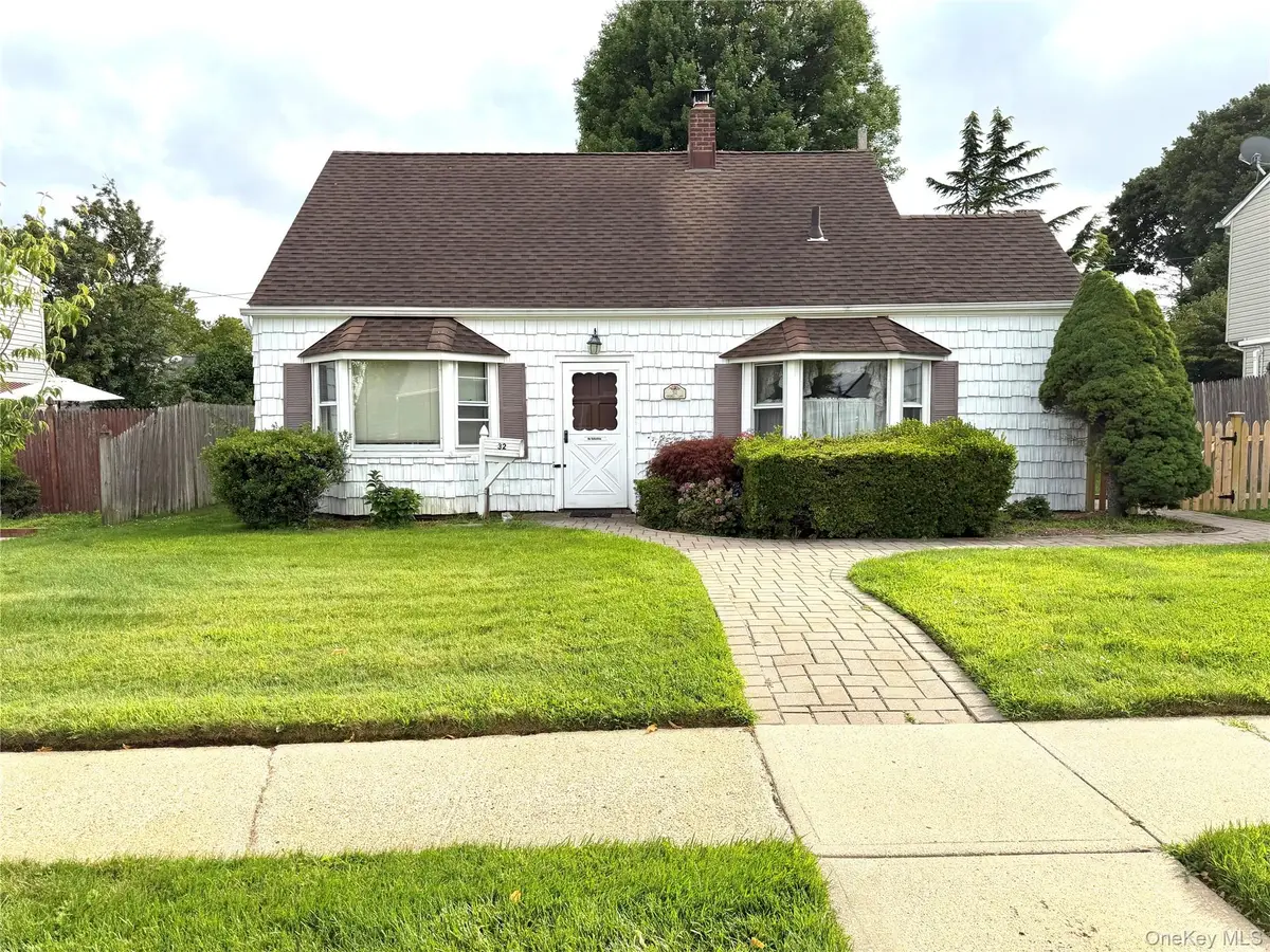 32 Griddle Lane, Levittown, NY 11756 - #1