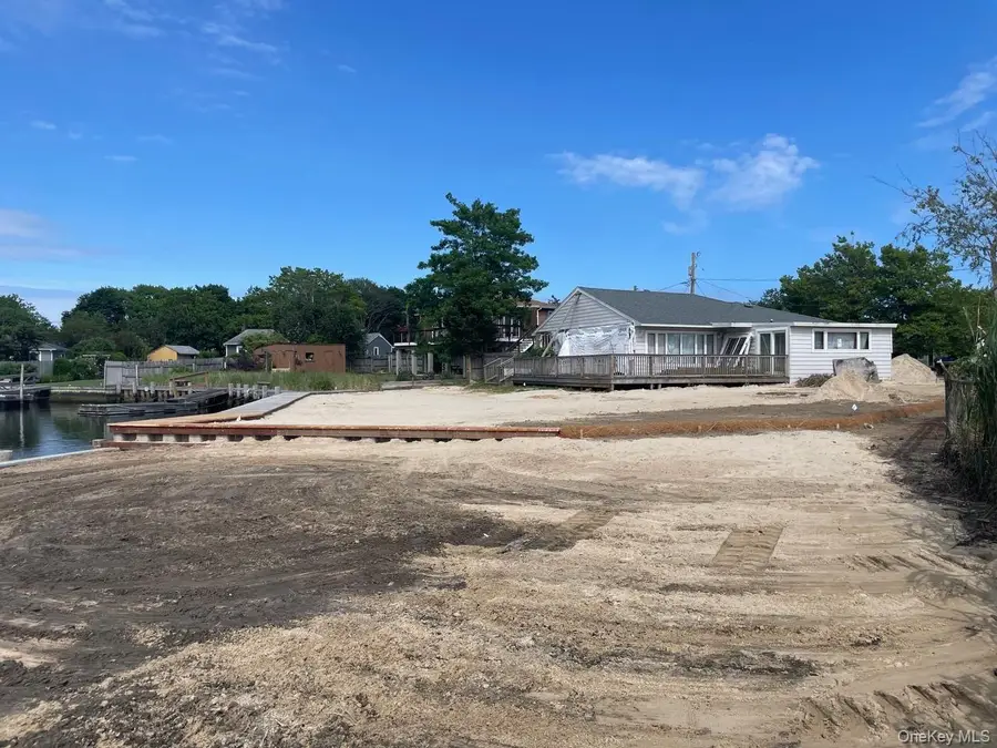 19 Seatuck Lane, Remsenburg, NY 11941 - #3