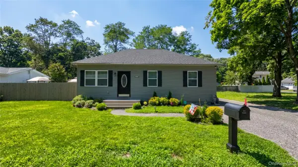 268 Beaver Drive, Mastic Beach, NY 11951