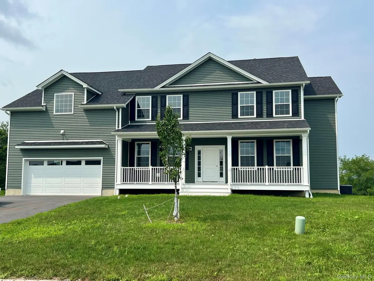 47 Dartmouth Drive, Poughkeepsie, NY 12603 - #1