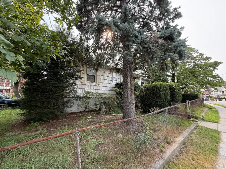 3140 Country Club Road, Bronx, NY 10465 - #3