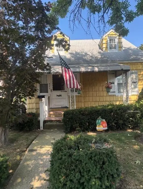 545 6th Avenue, New Hyde Park, NY 11040 - #1