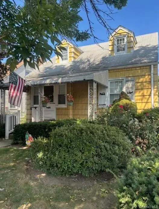 545 6th Avenue, New Hyde Park, NY 11040 - #2