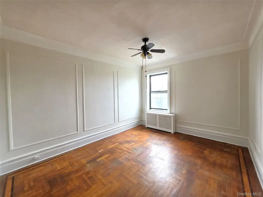 31-14 Crescent Street #7D, Astoria, NY 11106 - #3