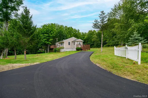 20 Townsend Extension, Poughquag, NY 12540
