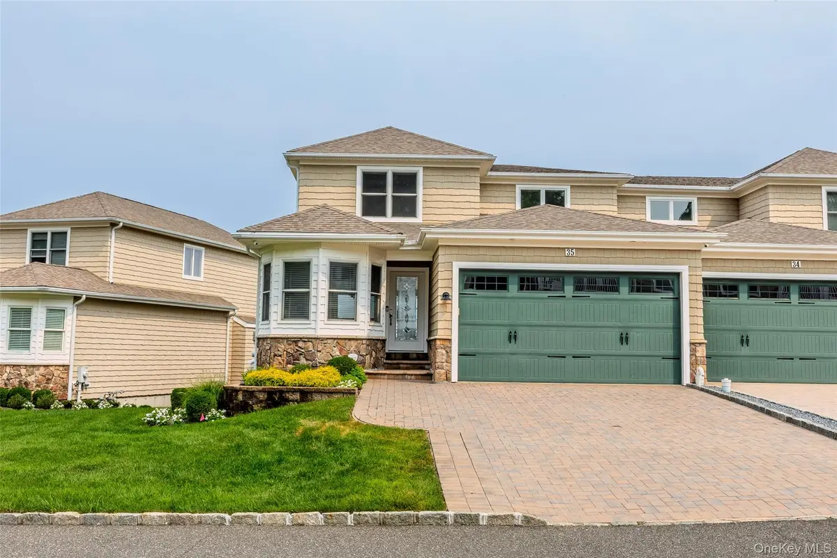 35 Theresa Lane, Port Jefferson, NY 11777 - #1