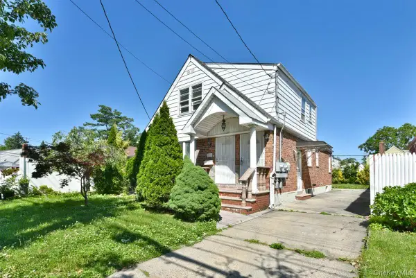 88-05 Winchester Boulevard, Queens Village, NY 11427