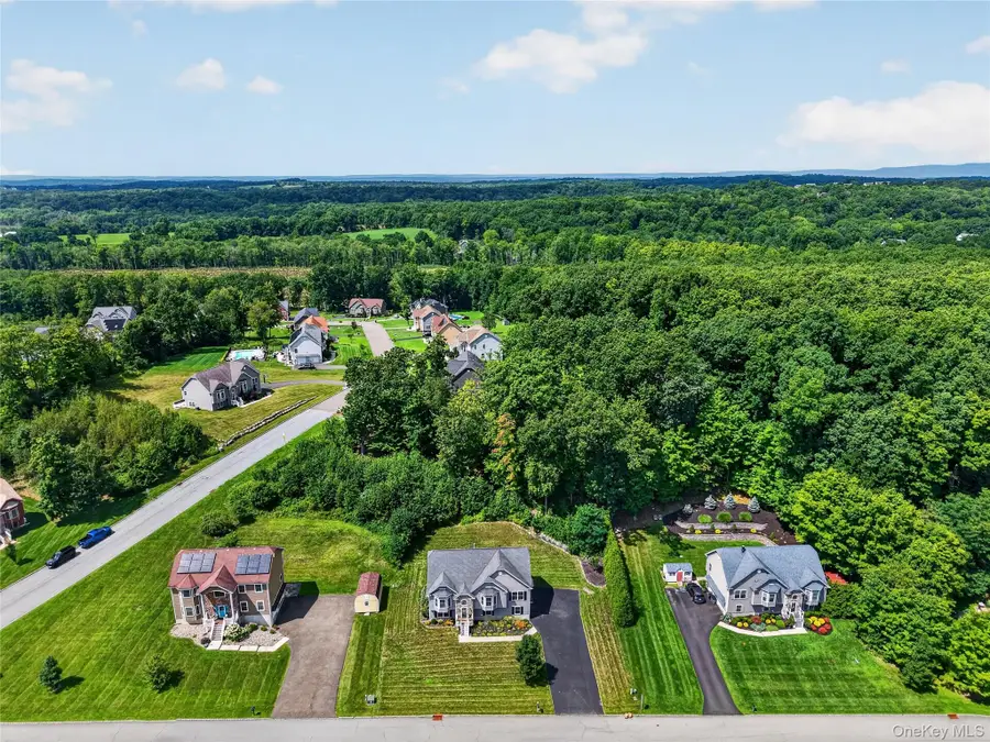 22 Ashley Court, Salisbury Mills, NY 12577 - #2