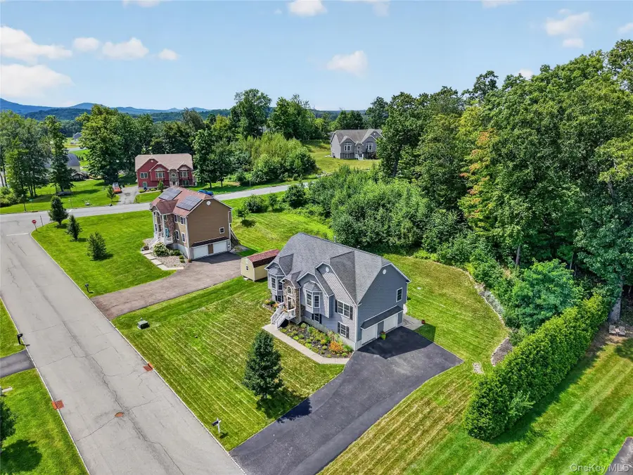 22 Ashley Court, Salisbury Mills, NY 12577 - #3