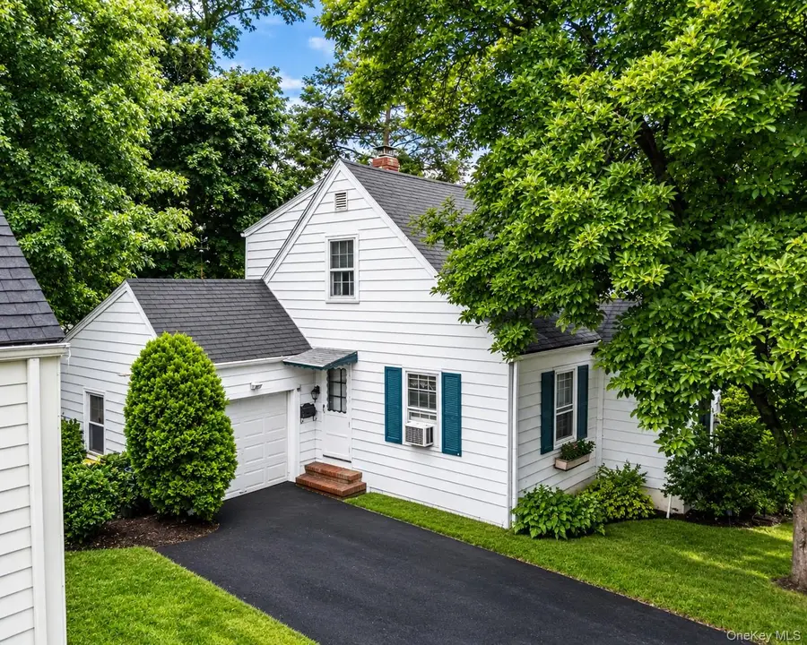24 Maywood Avenue, Rye Brook, NY 10573 - #2
