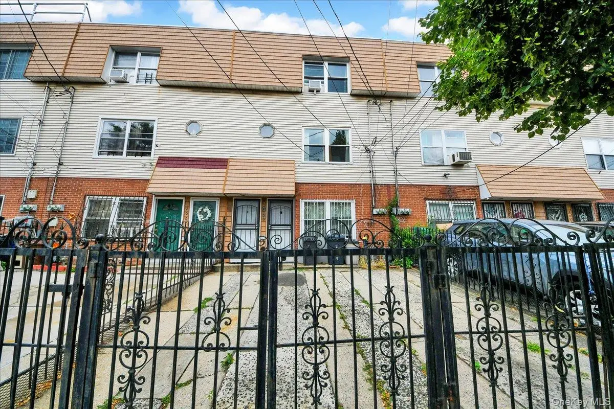 2069 Cicero Avenue, Bronx, NY 10473 - #1
