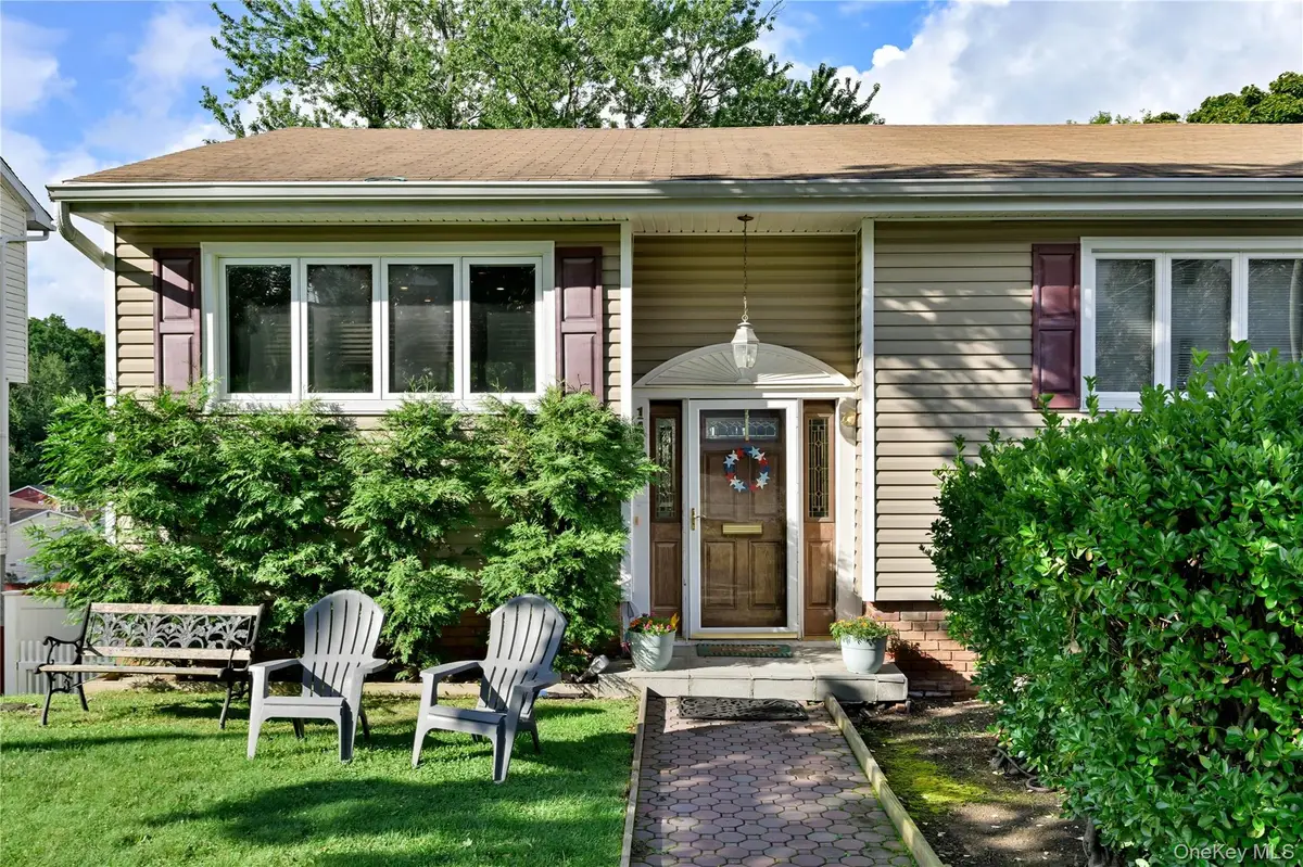 148 Newport Road, Yonkers, NY 10710 - #1
