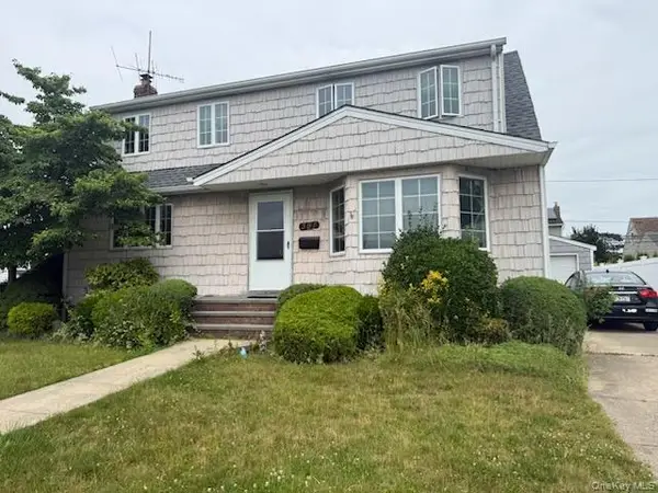 391 Ferris Road, Seaford, NY 11783