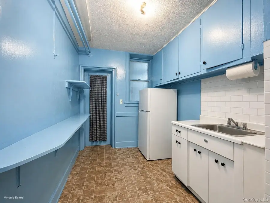 32-17 46 Street, Astoria, NY 11103 - #2