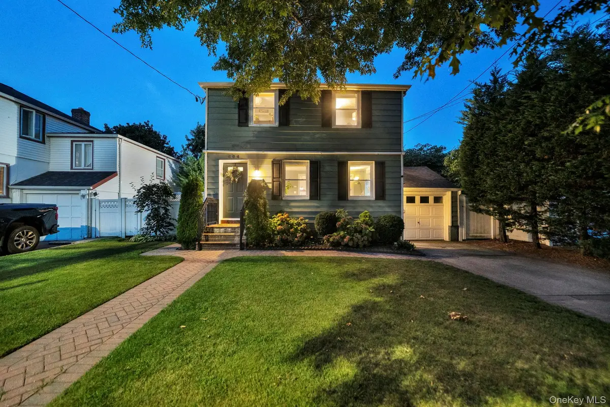 404 Little Whaleneck Road, Merrick, NY 11566 - #1