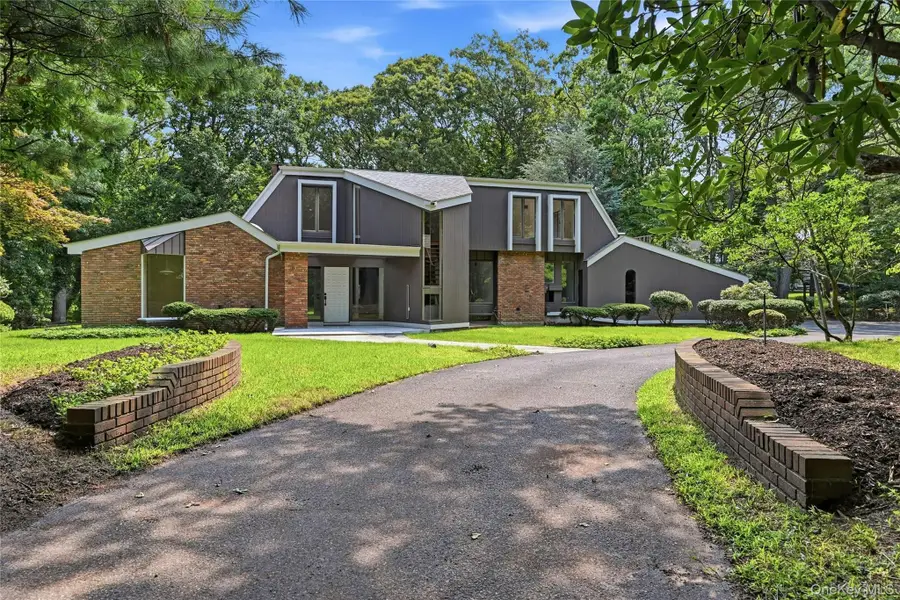 12 Lost Meadow, Port Jefferson, NY 11777 - #2