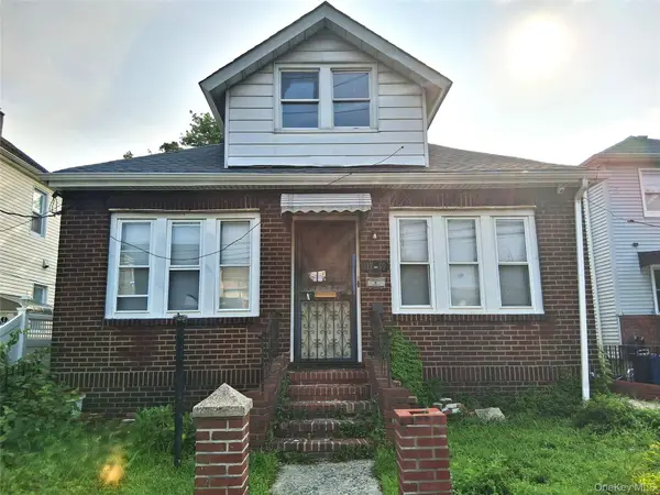 117-19 192nd Street, Saint Albans, NY 11412