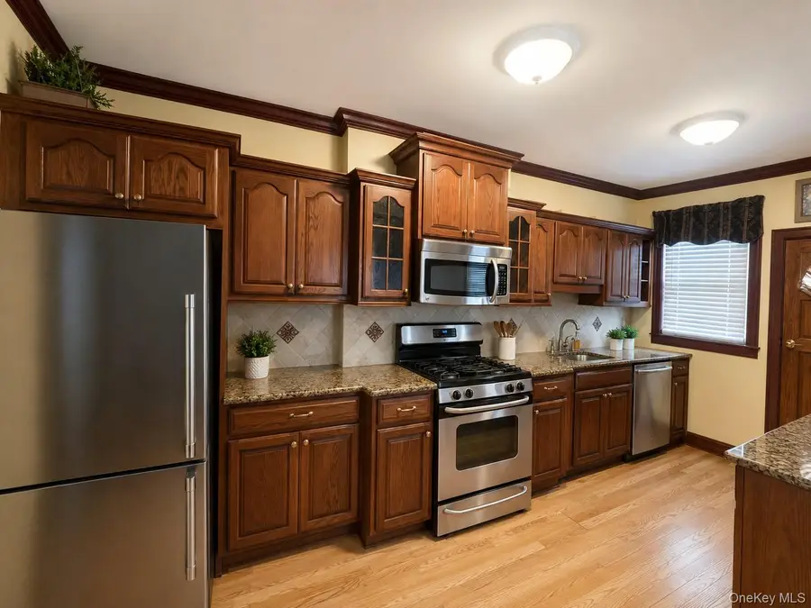 10441 92nd Avenue, Richmond Hill, NY 11418 - #2