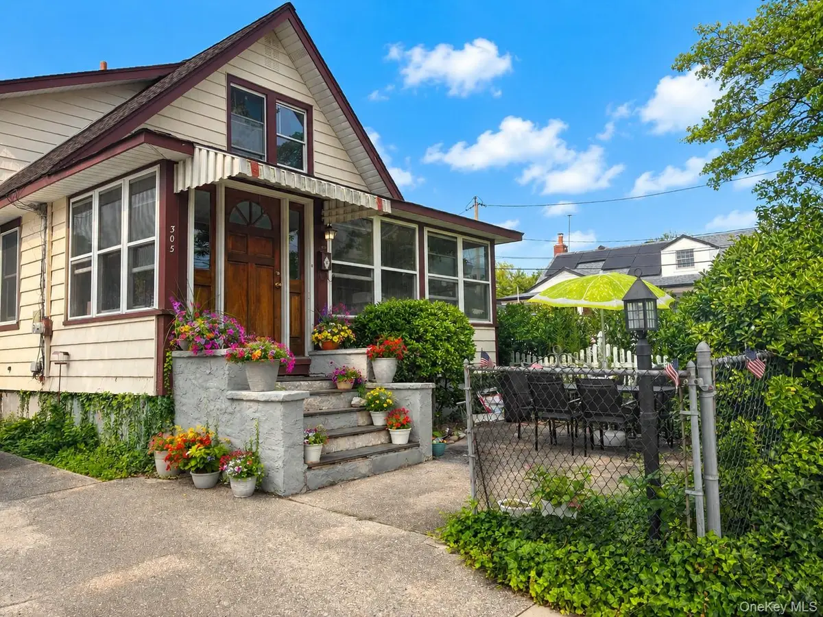 305 Bayville Avenue, Bayville, NY 11709 - #1