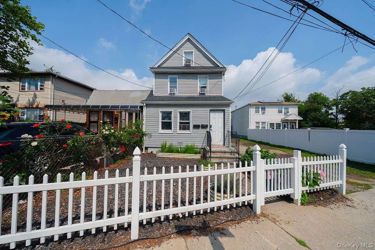 15813 Linden Boulevard, Jamaica, NY 11434 - #1