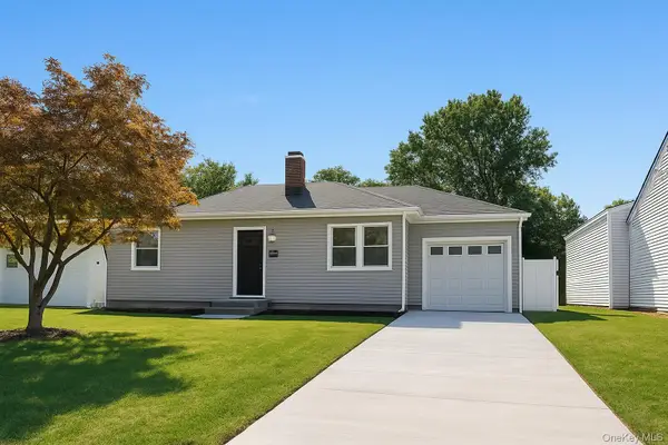 29 Avon, Hewlett, NY 11557
