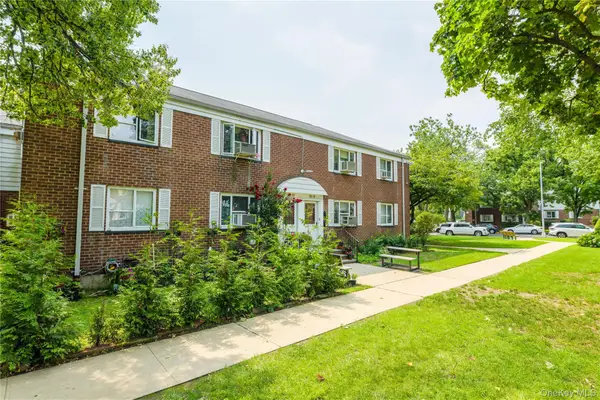 225-35 88 Avenue #42-9, Queens Village, NY 11427