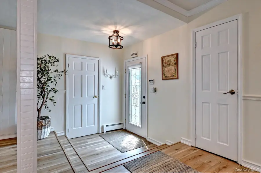 116 Shenandoah Boulevard N, Nesconset, NY 11767 - #3