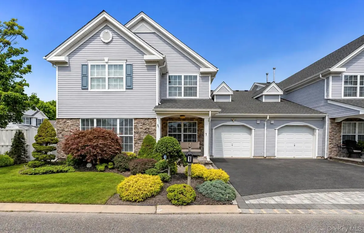1 Jennifer Lane, Middle Island, NY 11953 - #1