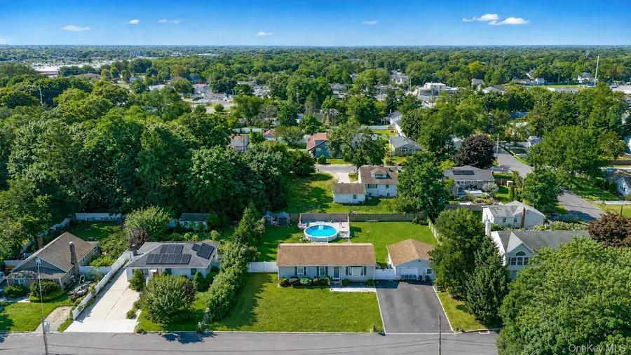 28 Mapleton Avenue, Farmingville, NY 11738 - #2