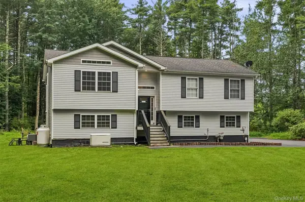 4 Ross Lane, Sparrowbush, NY 12780