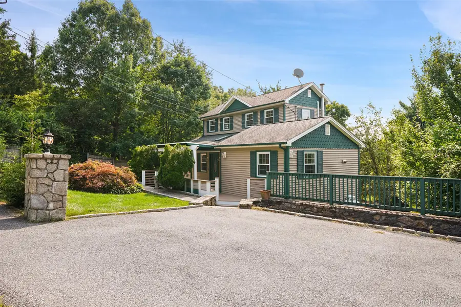 24 Inwood Place, Patterson, NY 12563 - #2