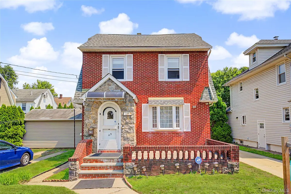 29 Holland Avenue, Floral Park, NY 11001 - #1