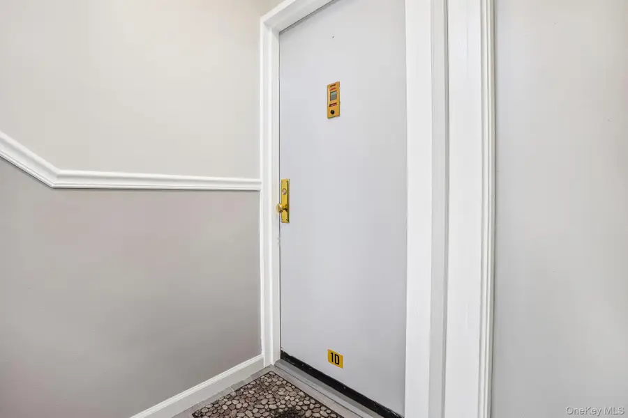 8 Dehaven Drive #1D, Yonkers, NY 10703 - #2