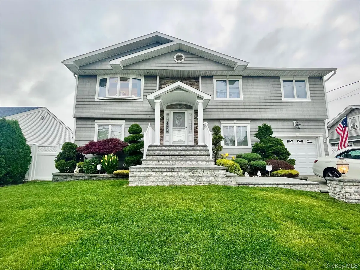 38 Second Avenue, Massapequa Park, NY 11762 - #1
