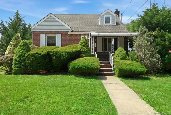 191 Nassau Boulevard, New Hyde Park, NY 11040