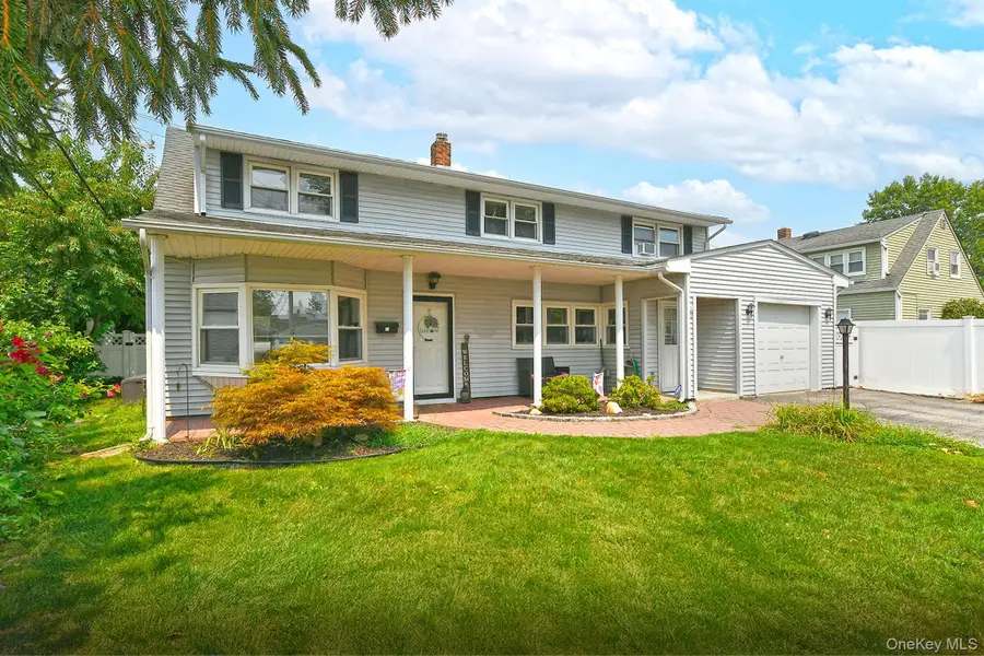 53 Periwinkle Road, Levittown, NY 11756 - #3