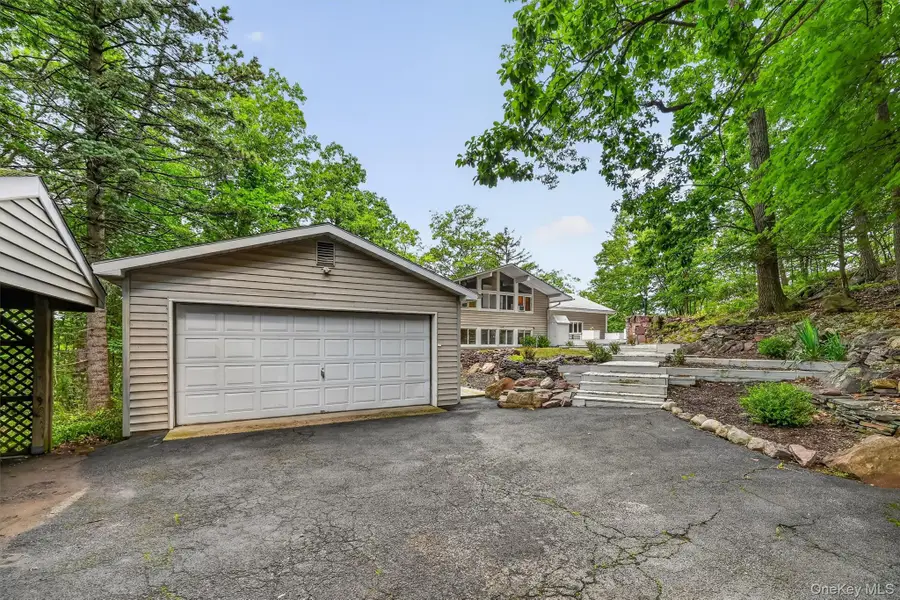 15 Overlook Drive, Highland Mills, NY 10930 - #2