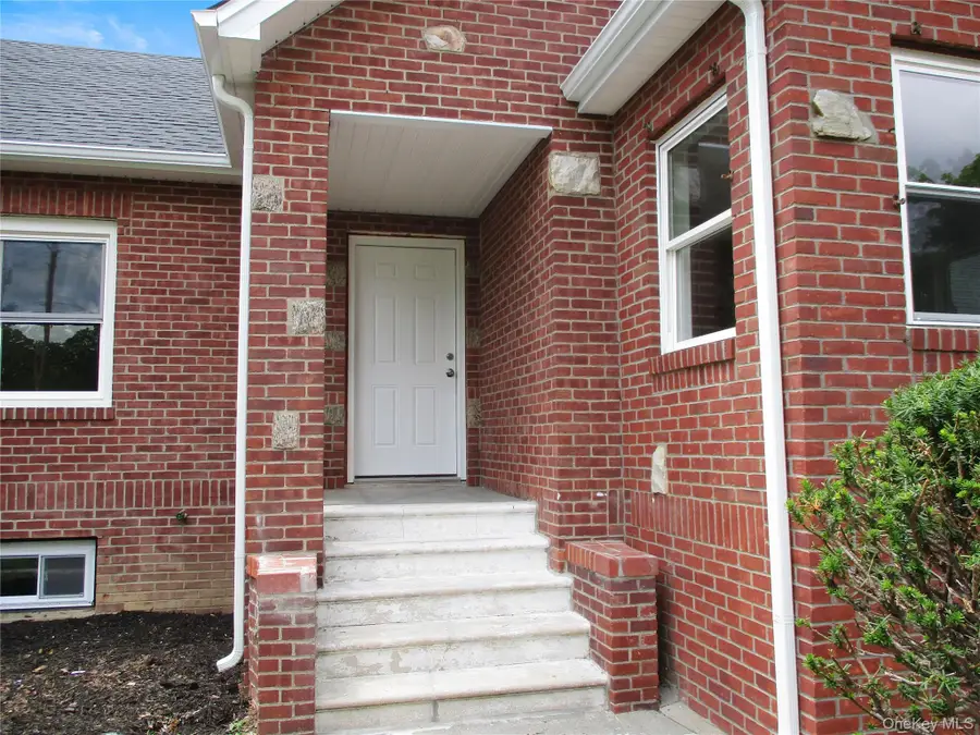 554 Mill Road, Coram, NY 11727 - #3