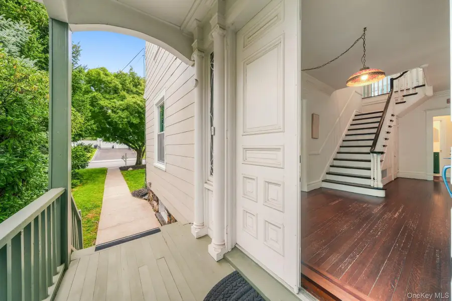 8 Bolton Place, Port Chester, NY 10573 - #2