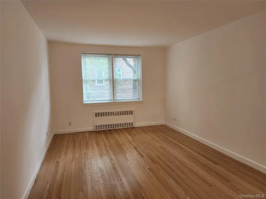123-25 82nd Avenue #5R, Kew Gardens, NY 11415 - #2