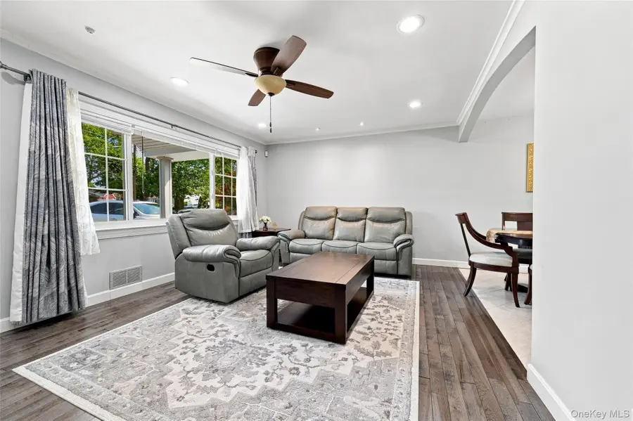 1230 Parkwood Drive, Merrick, NY 11566 - #2