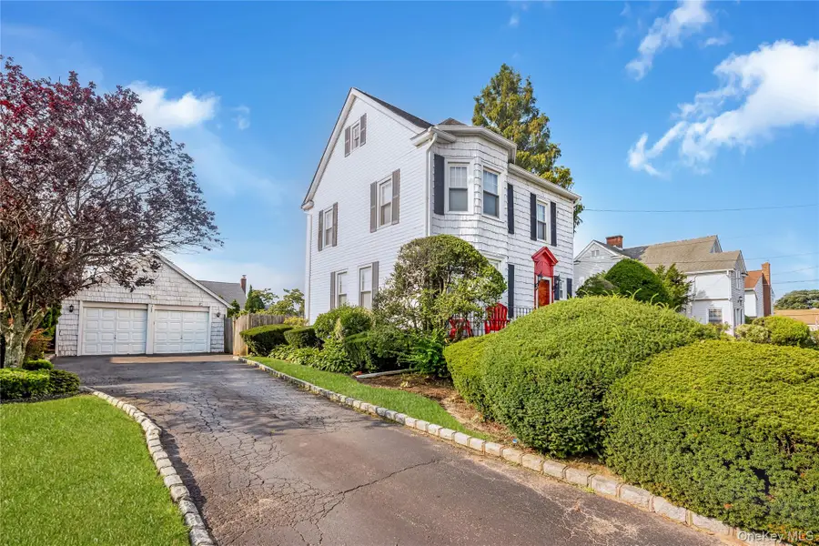 94 Fallwood Parkway, Farmingdale, NY 11735 - #3