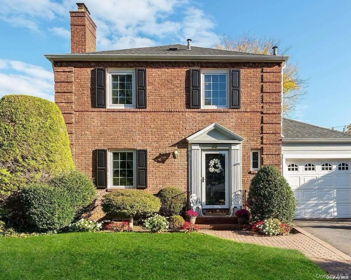 93 Kingsbury Road, Garden City, NY 11530 - #1