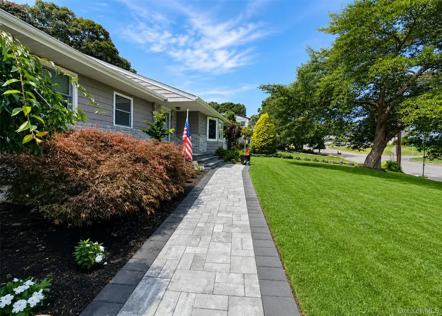 108 Walnut Street, Lake Grove, NY 11755 - #3